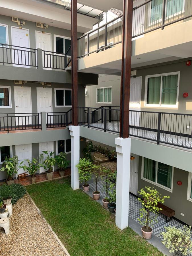 Chada House Hotel Csiangmaj Kültér fotó