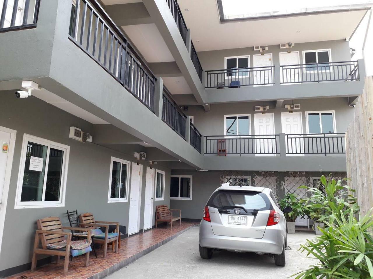 Chada House Hotel Csiangmaj Kültér fotó